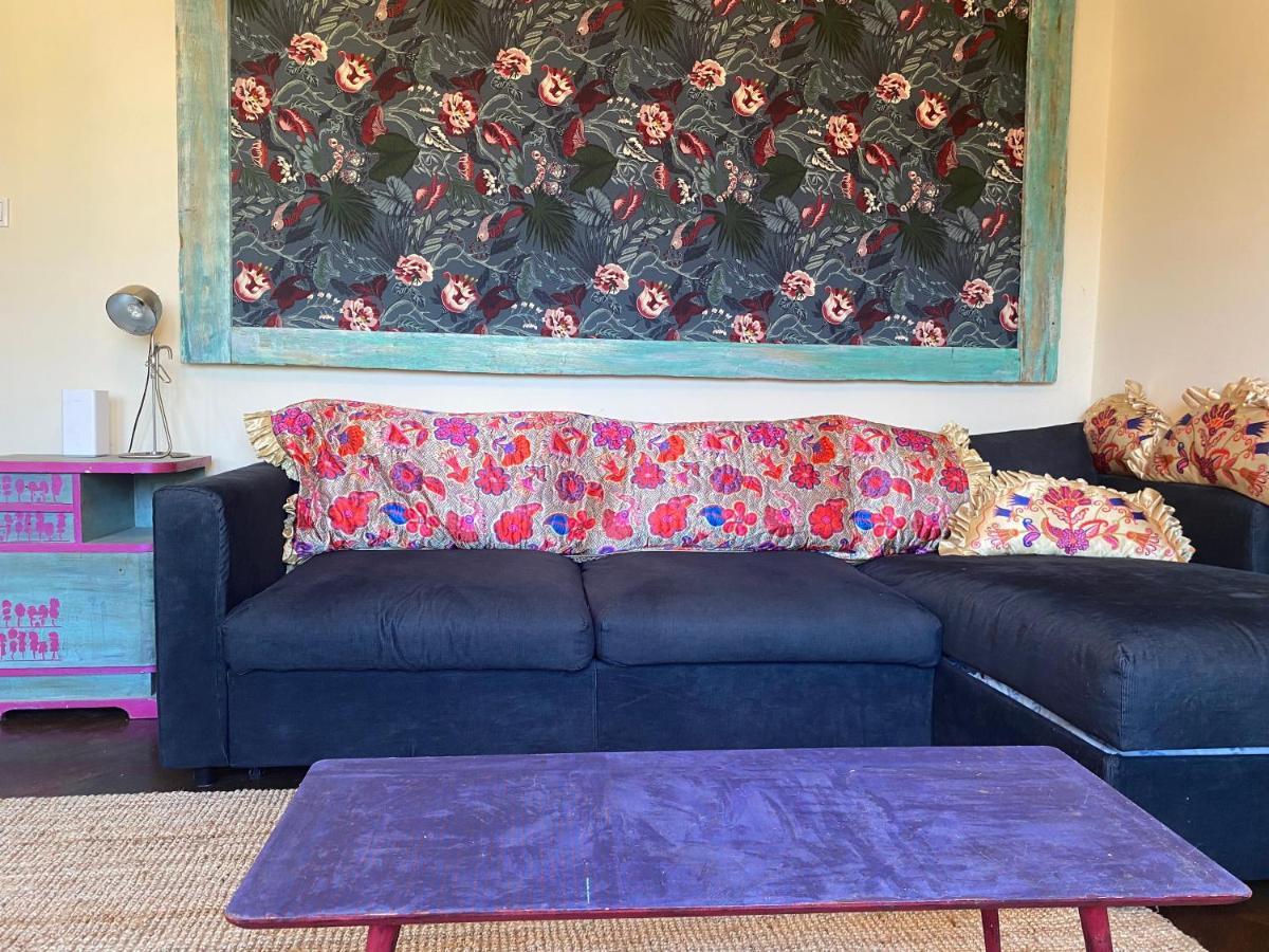 Lovely Cosy Art Flat At Center Budapest
